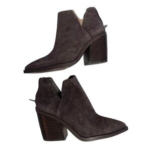 Vince  Camuto ankle boots